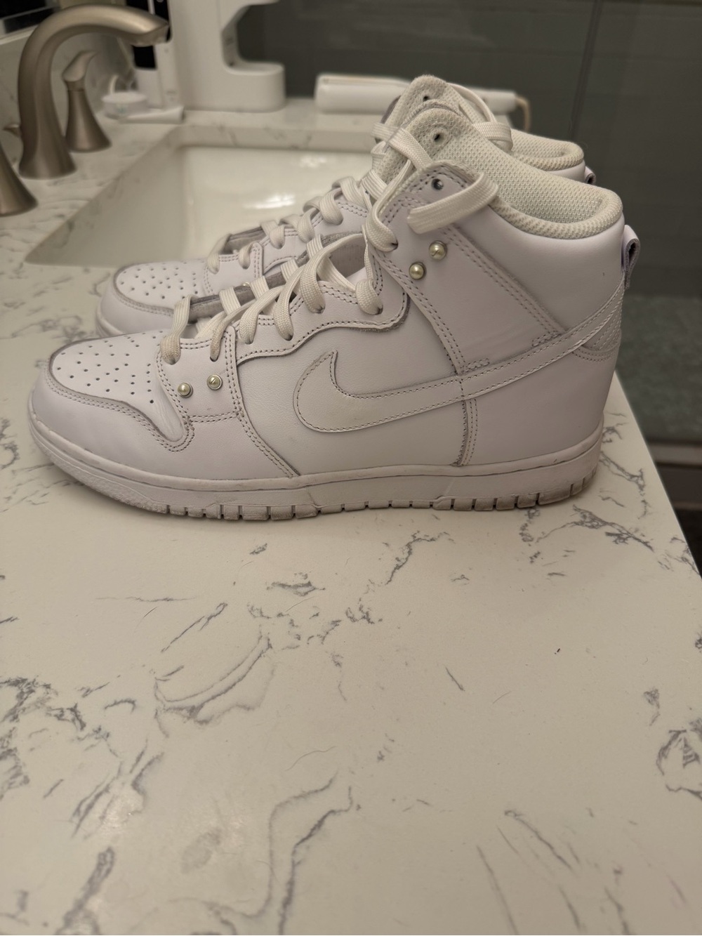Nike Dunk High SE 'Pearl White'